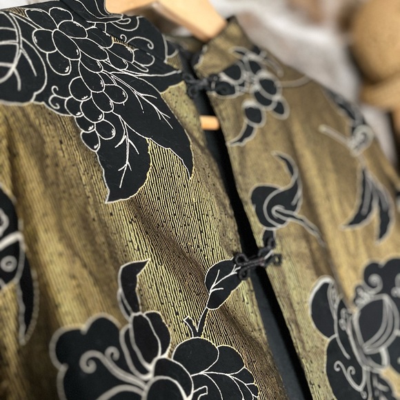 Flower, Bird Print Jacket - Picture 4 of 4